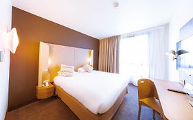 Hotel Campanile Rungis - Orly  3*